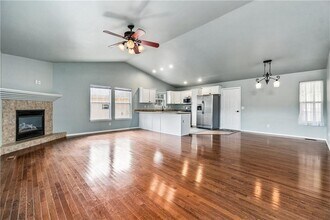 50 May Ln in Bella Vista, AR - Building Photo - Building Photo