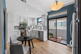 3709 7th Ave in San Diego, CA - Foto de edificio - Building Photo