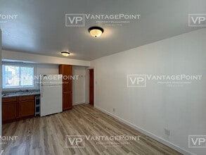 2106 Thomas St in Marinette, WI - Building Photo - Building Photo