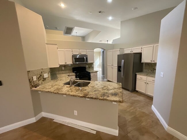3301 Sabino Canyon St in Las Vegas, NV - Building Photo - Building Photo