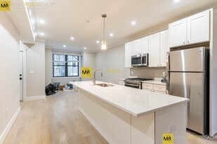 152 Trenton St, Unit 1 in Boston, MA - Building Photo