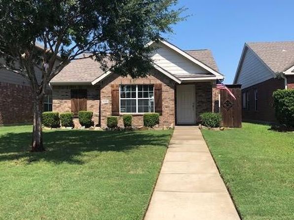 9105 Wild Rose Ln in Aubrey, TX - Foto de edificio