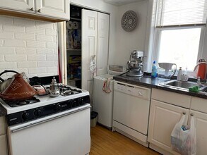 4413 N Kenneth Ave, Unit A01C in Chicago, IL - Building Photo - Building Photo