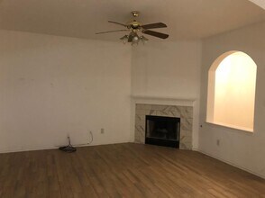 713 Camino Alto Dr in Leander, TX - Building Photo - Building Photo