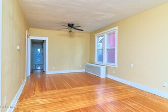 1369 Santa Fe St in Schenectady, NY - Building Photo - Building Photo