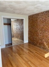 800 E 3rd St, Unit 2 in Boston, MA - Building Photo - Building Photo