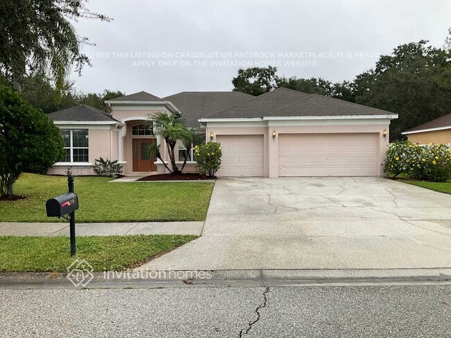 property at 1712 Lindzlu St