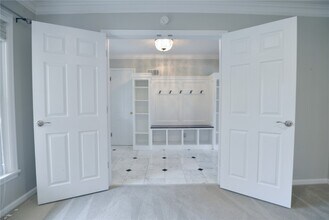 2235 N Ballas Rd in St. Louis, MO - Building Photo - Building Photo