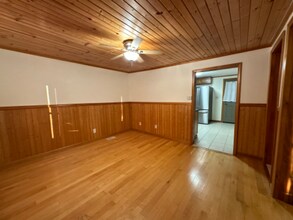 464 N Maple St in Manteno, IL - Building Photo - Building Photo