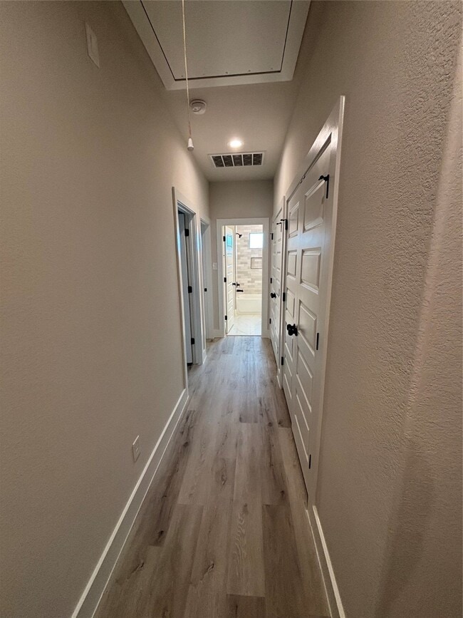 property at 108 E 44th St