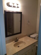 1743 N Maple St in Visalia, CA - Building Photo - Building Photo