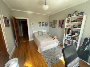 10 Dana St in Cambridge, MA - Foto de edificio - Building Photo
