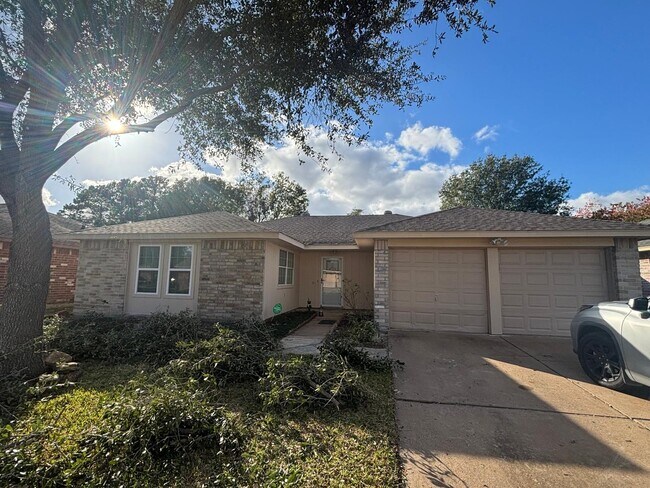 7307 Crystalglen Dr in Houston, TX - Building Photo - Building Photo