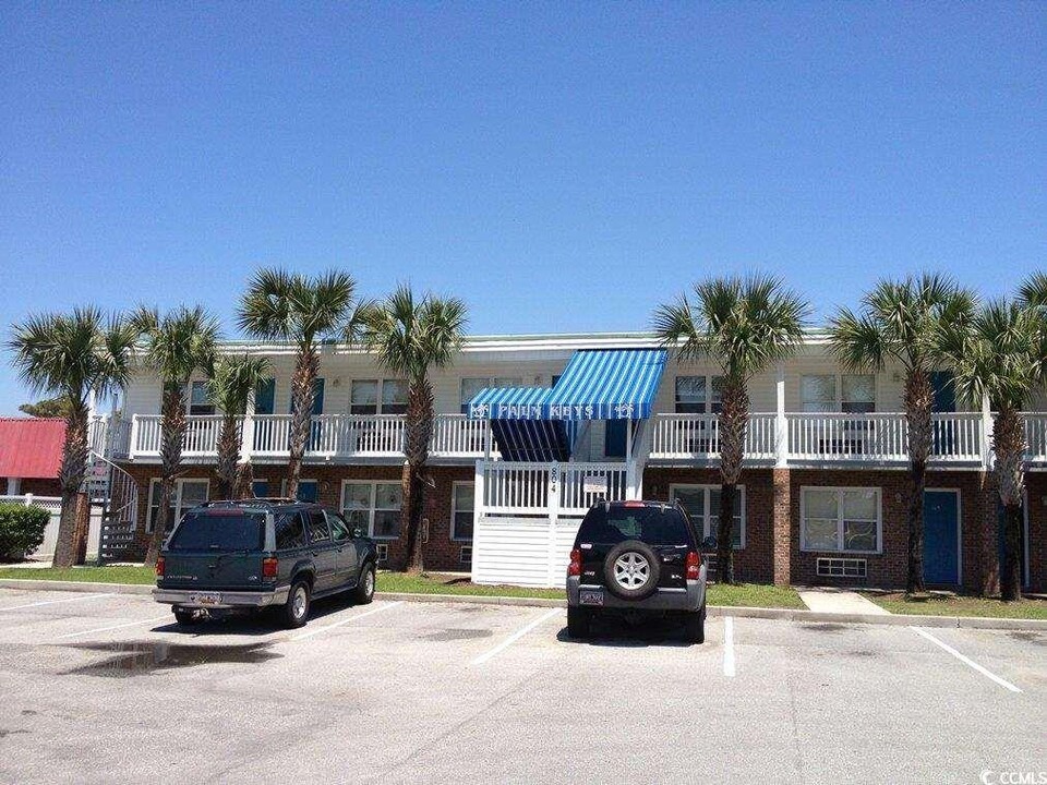 804 12th Ave S in North Myrtle Beach, SC - Building Photo