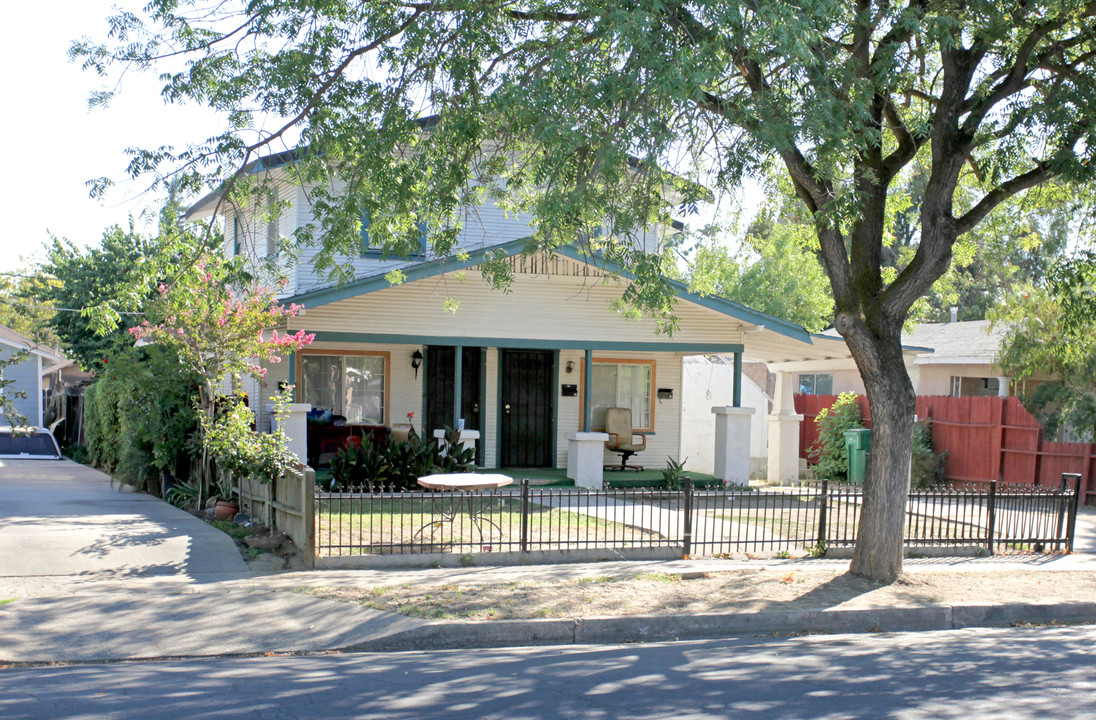 610 2nd St in Modesto, CA - Building Photo