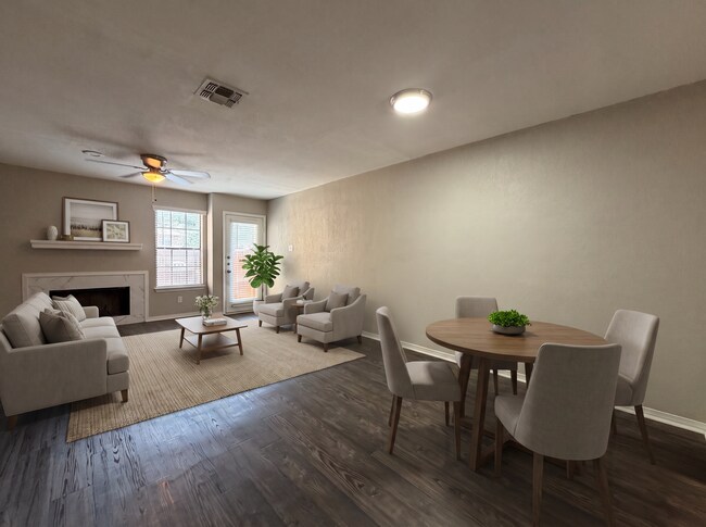 property at 7417 Kingswood Dr