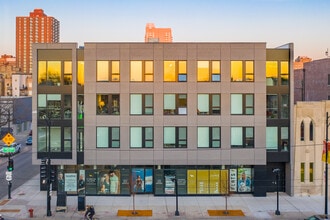 The June in Chicago, IL - Building Photo - Building Photo