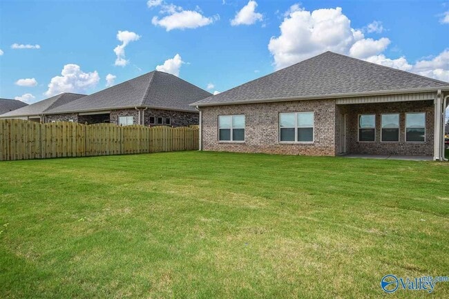 110 Delilah Ln in Madison, AL - Foto de edificio - Building Photo