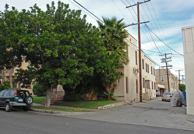 314 N Stanley Ave in Los Angeles, CA - Foto de edificio - Building Photo