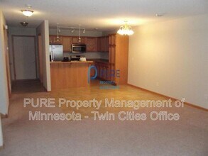 6211 32nd Ave N in Minneapolis, MN - Building Photo - Building Photo