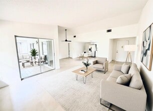 10616 Leafy Way in Orlando, FL - Building Photo - Building Photo