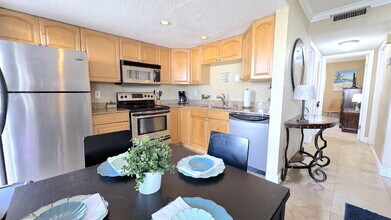 506 University Blvd in Daytona Beach, FL - Building Photo - Building Photo