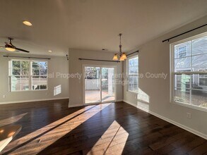 837 Salem Pointe Pl in Apex, NC - Building Photo - Building Photo