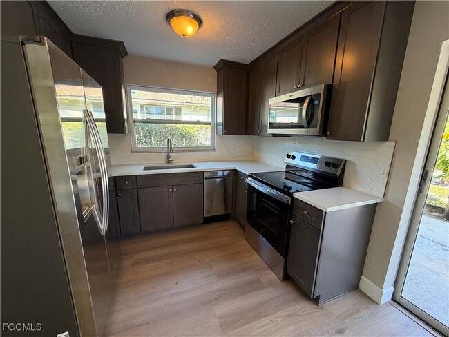 property at 19181 Tangerine Rd