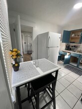 1308 N Gladstone Ave in Indianapolis, IN - Building Photo - Building Photo