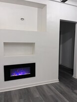 5075 W Jackson Blvd in Chicago, IL - Building Photo