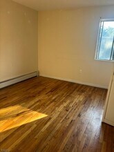 301 Hayward St in Orange, NJ - Building Photo - Building Photo