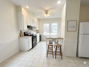 207 Boston Ave, Unit 2A in Medford, MA - Building Photo - Building Photo