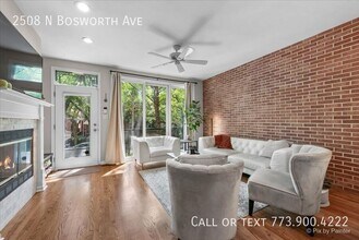 2508 N Bosworth Ave in Chicago, IL - Building Photo - Building Photo