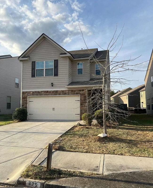425 Basildon Cove in Union City, GA - Building Photo - Building Photo
