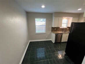 1114 High Meadow Dr in Garland, TX - Building Photo - Building Photo