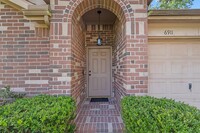 6911 Durango Dr in Magnolia, TX - Foto de edificio - Building Photo