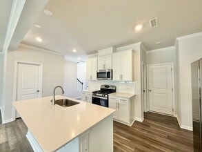 388 Garden Vine Trl in Raleigh, NC - Building Photo - Building Photo