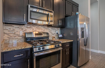 13009 Birds View Cir in El Paso, TX - Building Photo - Building Photo