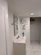 1505 NW 32nd Ave in Miami, FL - Foto de edificio - Building Photo