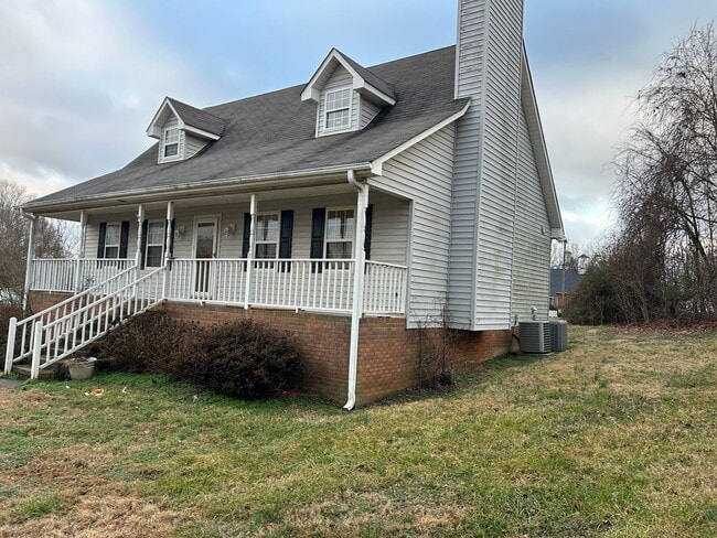 property at 5200 Shallowford Rd