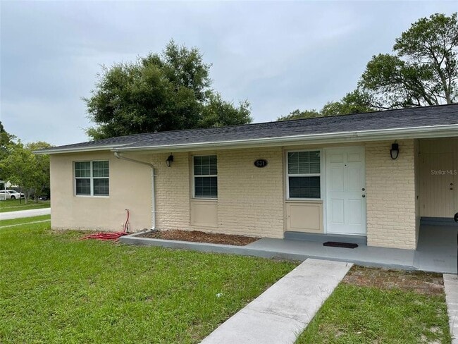 531 Springfield St in Deltona, FL - Building Photo - Building Photo