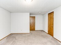 2524 Boxwood Ave photo'