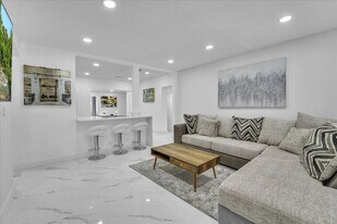 1208 N 25th Ave, Unit SI ID1342012P in Hollywood, FL - Building Photo