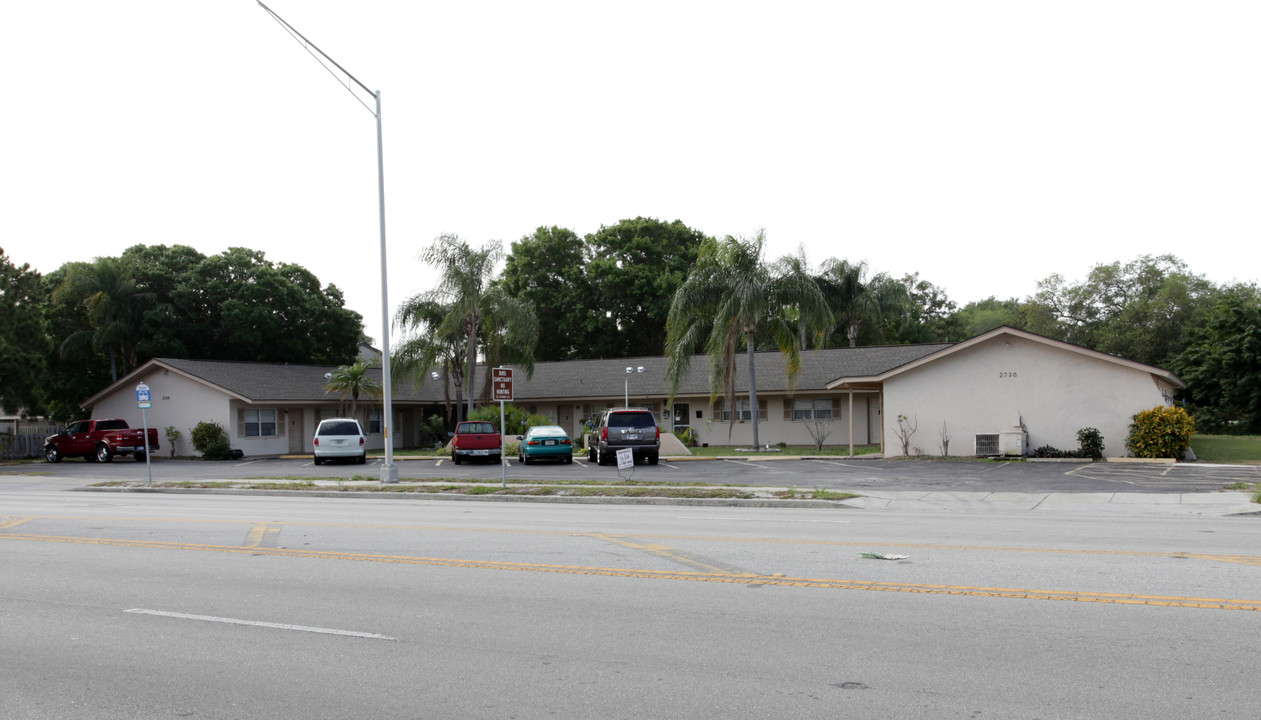 Gold Coach Apartments in Sarasota, FL - Foto de edificio