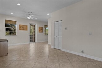 116 Sea Plum Dr in Jupiter, FL - Building Photo - Building Photo