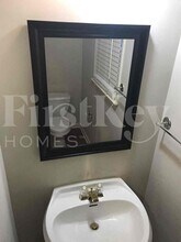 6287 Greenock Dr in Stone Mountain, GA - Foto de edificio - Building Photo