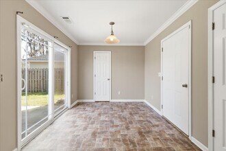 135 Fox Glen Ct in Port Wentworth, GA - Building Photo - Building Photo