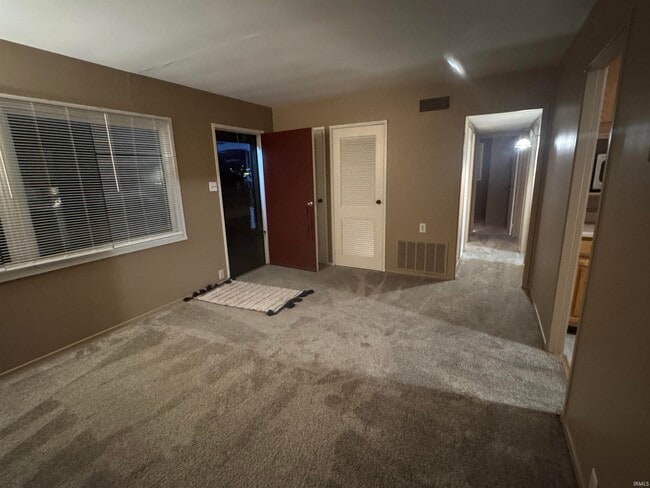 709 Thornberry Dr in Evansville, IN - Building Photo - Building Photo