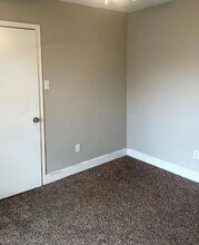 506 N Englewood Ave in Lubbock, TX - Building Photo - Building Photo