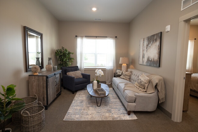 Orchard Grove Independent Living in Romeo, MI - Building Photo - Building Photo